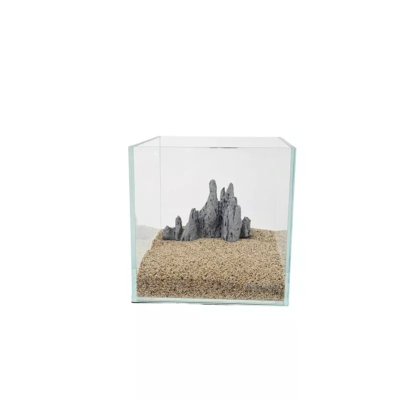 1-gallon-tank-with-seiryu-aquascaping-resin-stone 1 Gallon Tank with Seiryu Aquascaping Resin Stone